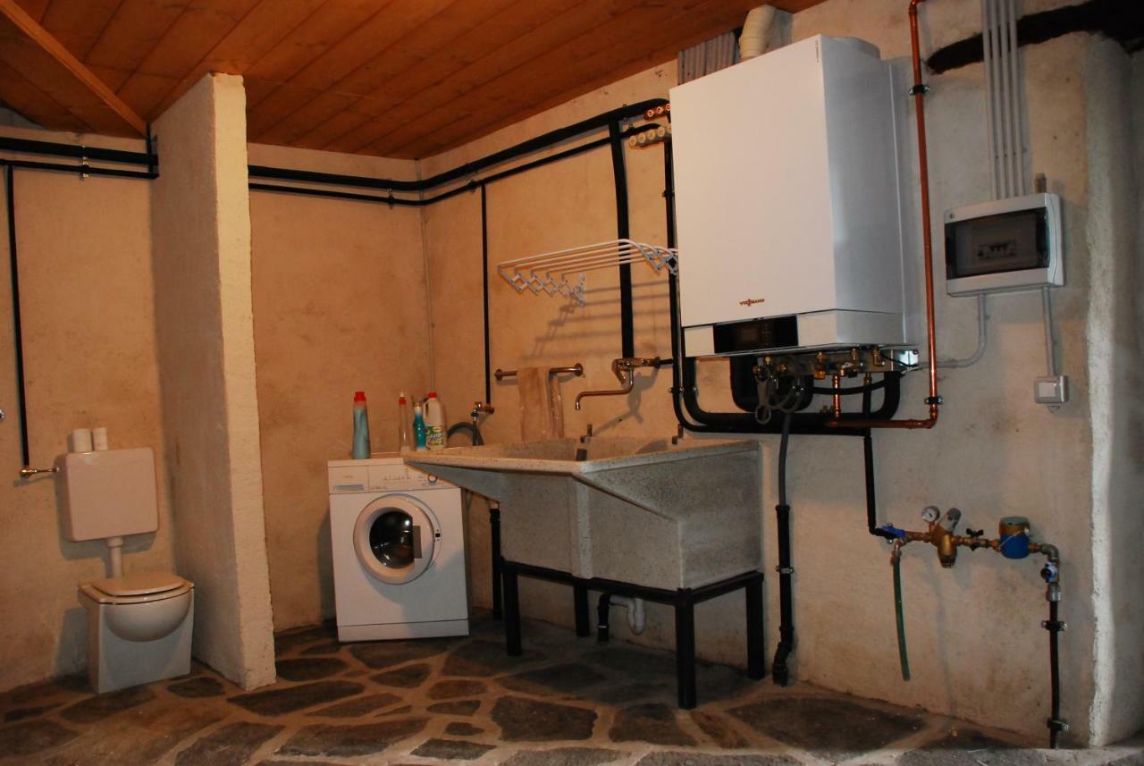 La Casa Del Borgo Villa Dervio Bagian luar foto